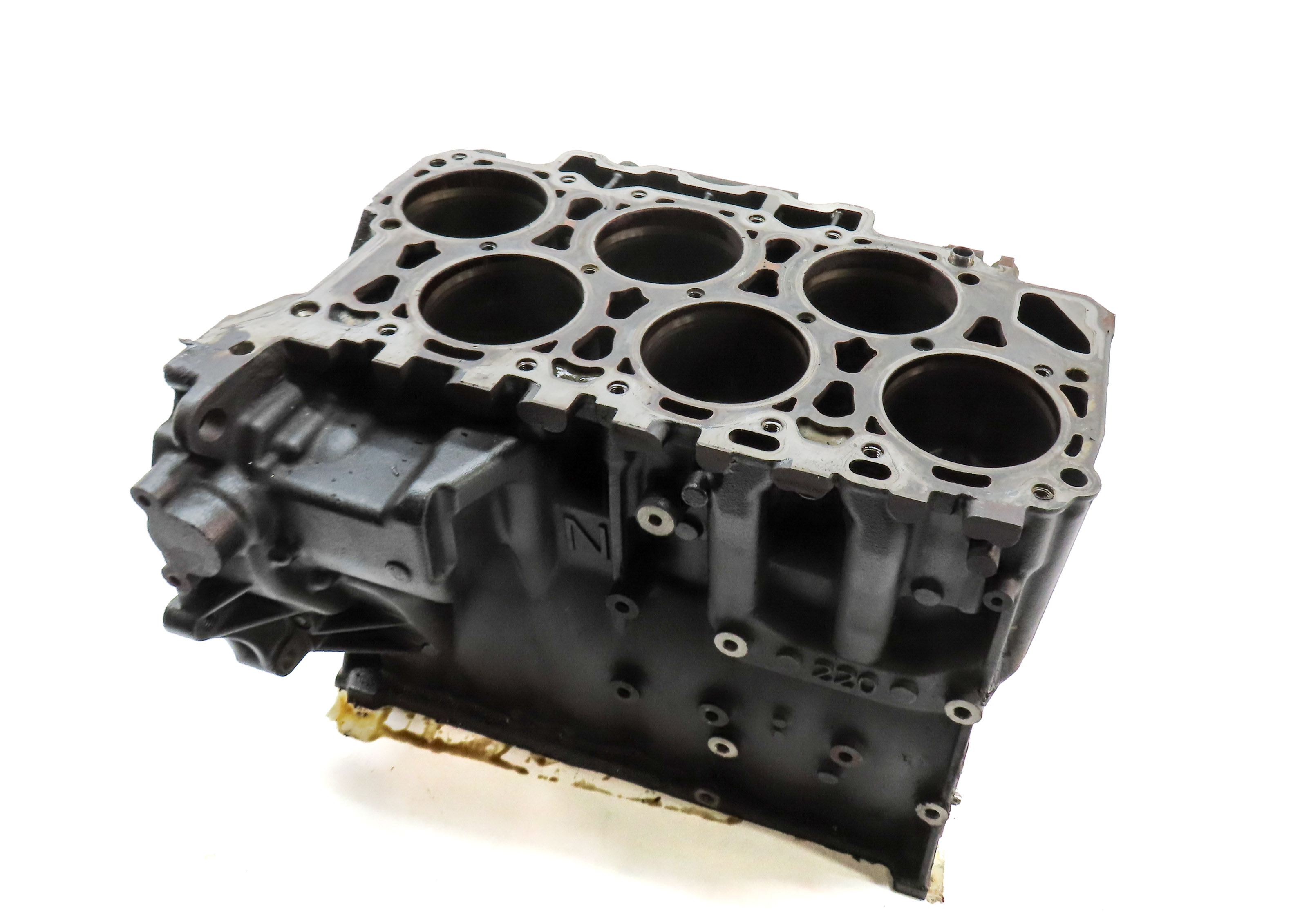 2013-2014 PORSCHE CAYENNE (958) 3.6L M55.02 VR6 ENGINE - CYLINDER BLOCK (BARE) — exact item pictured